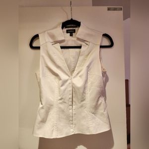 Bebe vest top in white | Size 6